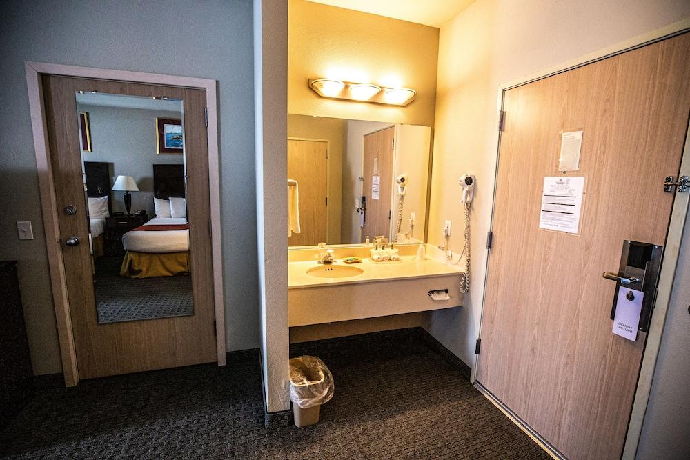 Bayvue Hotel, & Ocean Shores