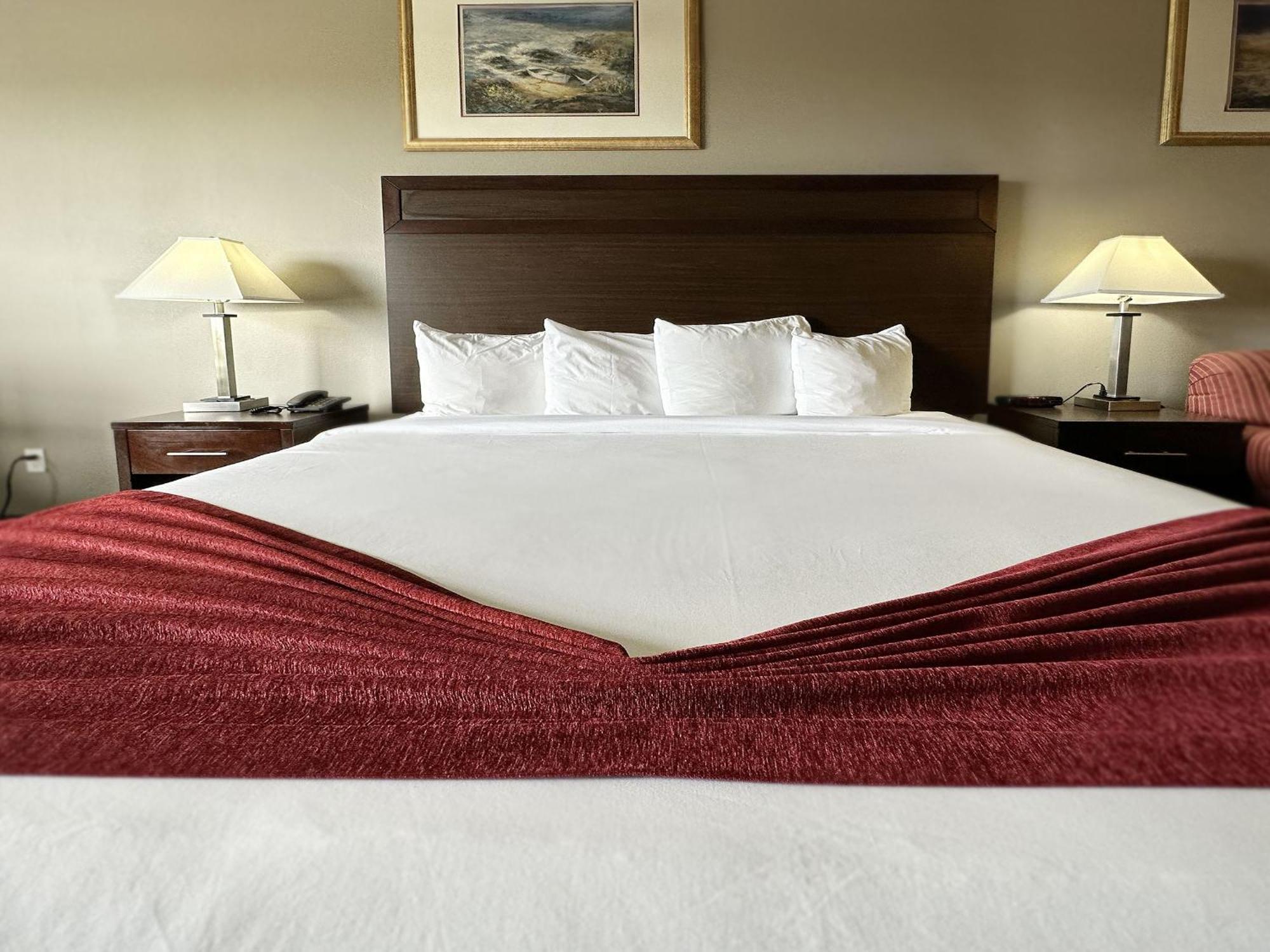 Bayvue Hotel, & 3* Ocean Shores